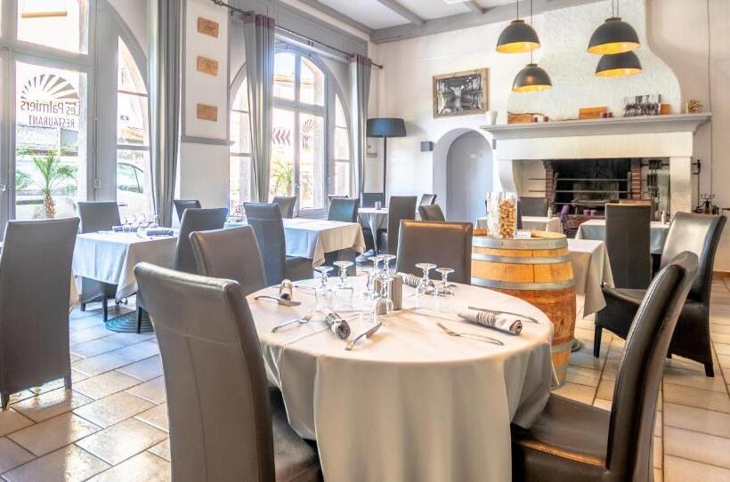 فندق Les Palmiers