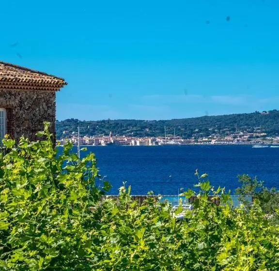 ホテル Les Palmiers