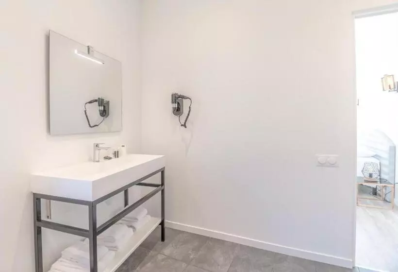 ホテル Les Palmiers