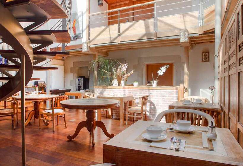 호텔 Manoir Des Indes, The Originals Relais