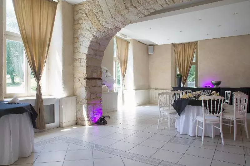 酒店 Manoir Des Indes, The Originals Relais