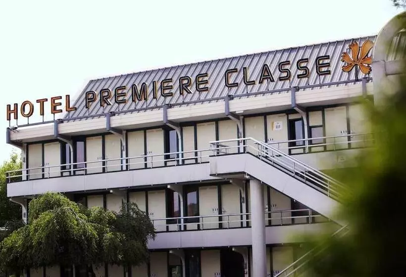 Отель Premiere Classe Dunkerque Est  Armbouts Cappel