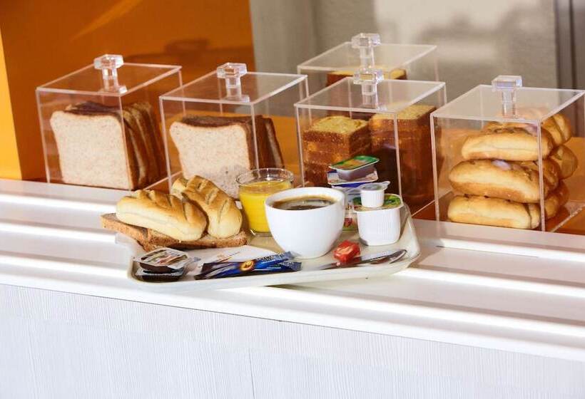 Hotel Premiere Classe Dunkerque Est  Armbouts Cappel