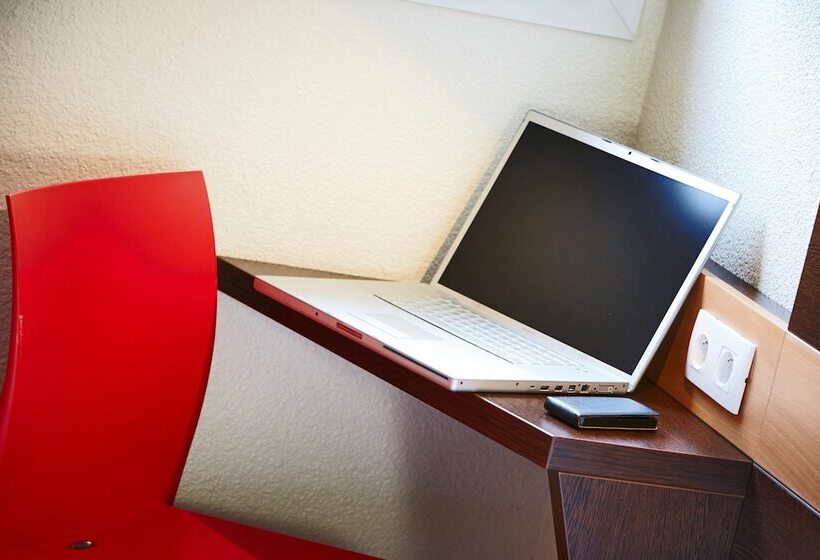 Hotel Premiere Classe Dunkerque Est  Armbouts Cappel