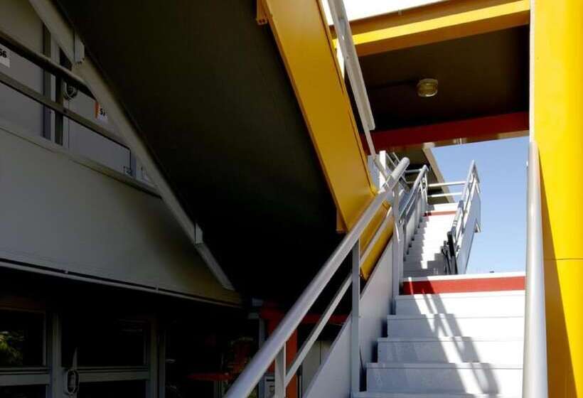 هتل Première Classe Aéroport Marseille