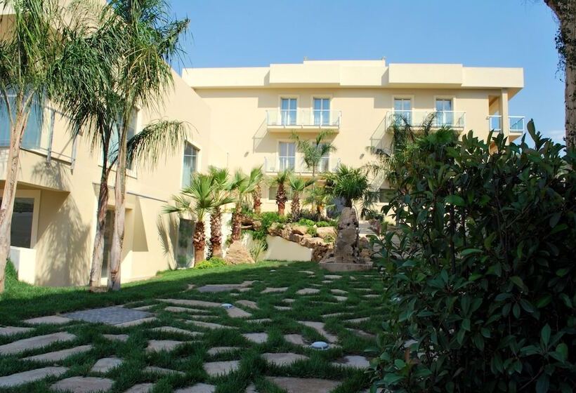 Hotel Sant'alphio Palace