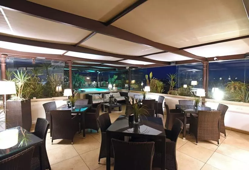 Suite Hotel Santa Chiara