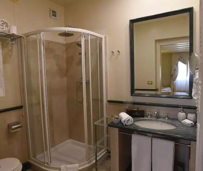 Suite Hotel Santa Chiara