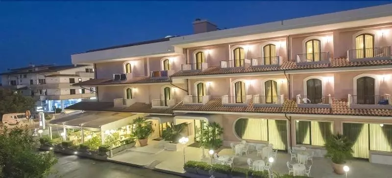 בית מלון כפרי Villa Elena