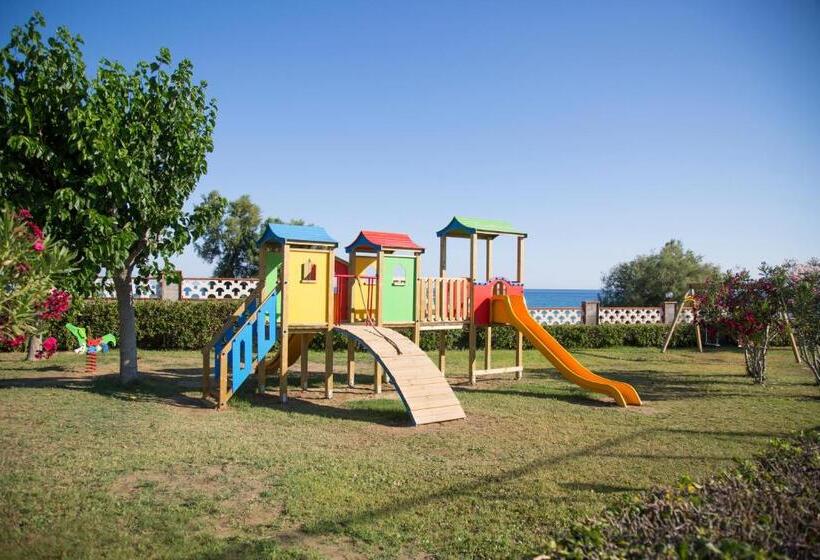 Отель Village Paradise