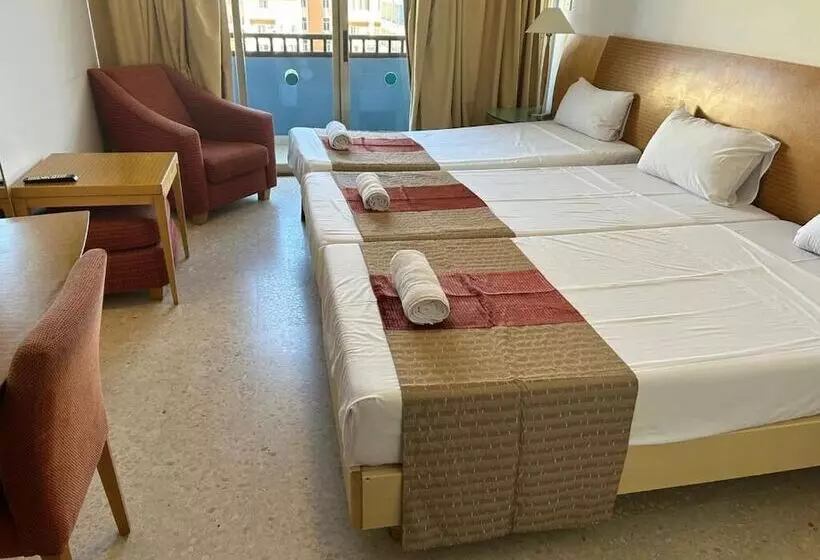 استراحتگاه The St. George’s Park