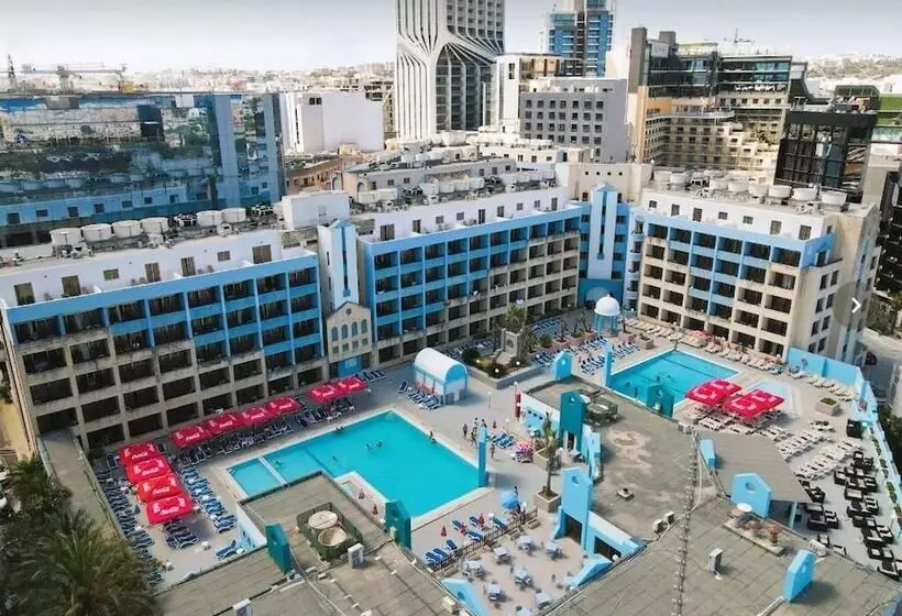 استراحتگاه The St. George’s Park