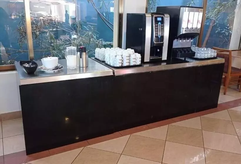 استراحتگاه The St. George’s Park