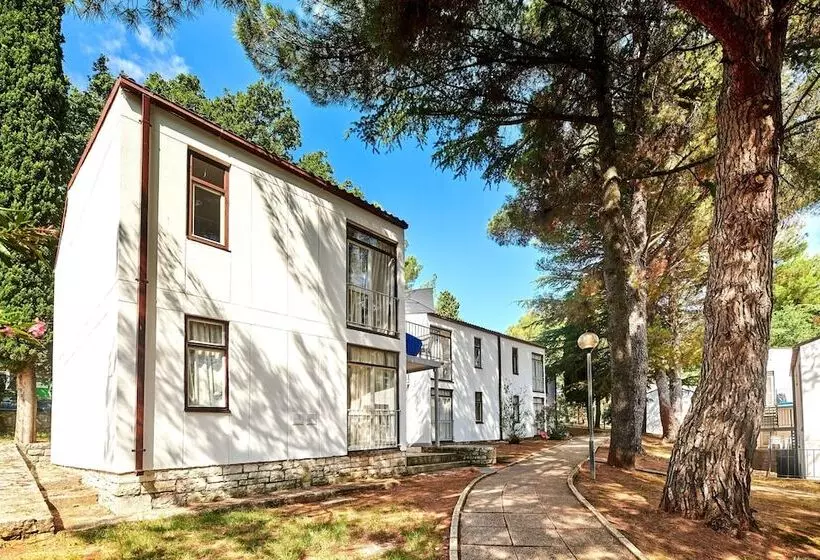 Apartments Astra Plava Laguna