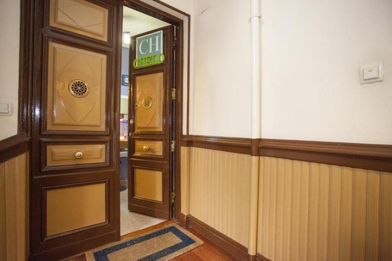 مسافرخانه Ch Chelo