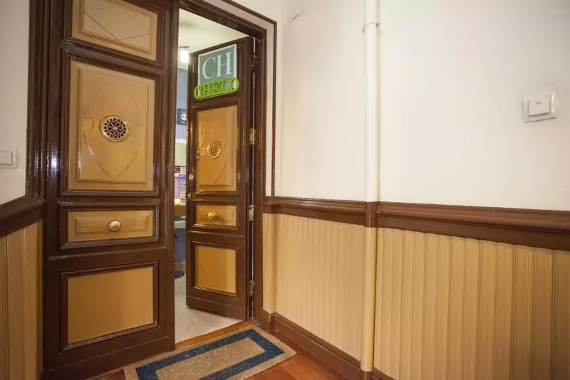 مسافرخانه Ch Chelo