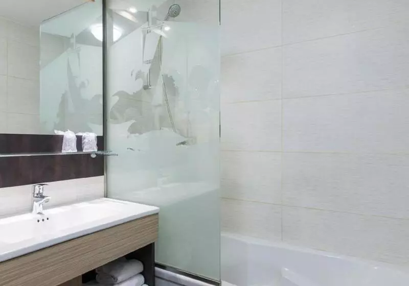 בית מלון כפרי De La Cité