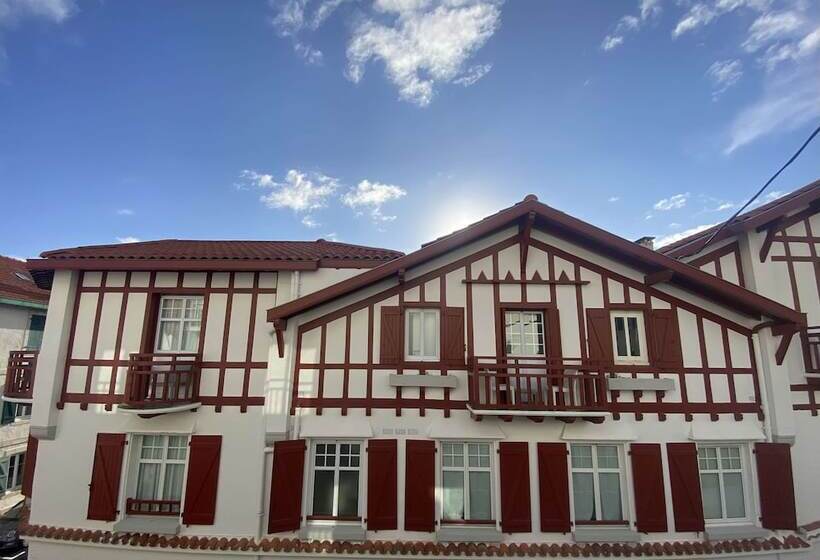 فندق Hôtel Kemaris