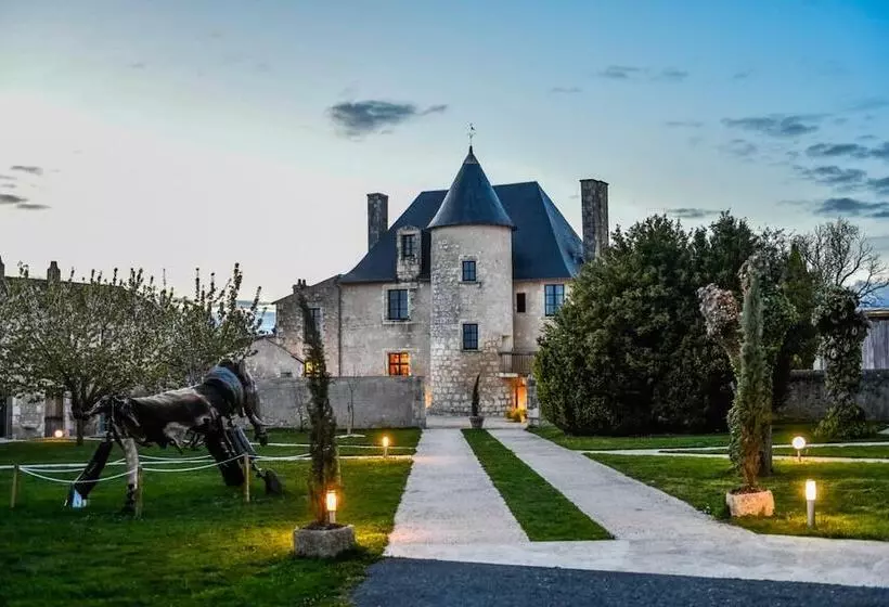 Отель Domaine Du Normandoux, The Originals Relais