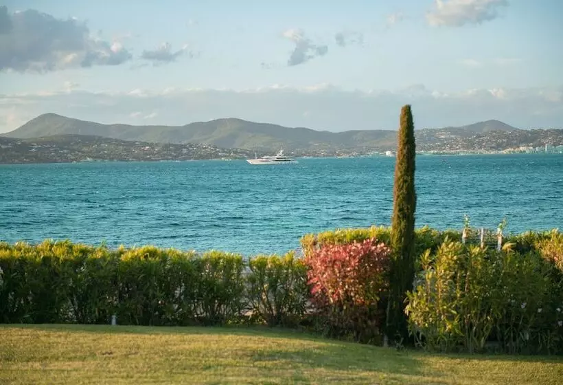 Отель Kube Saint Tropez