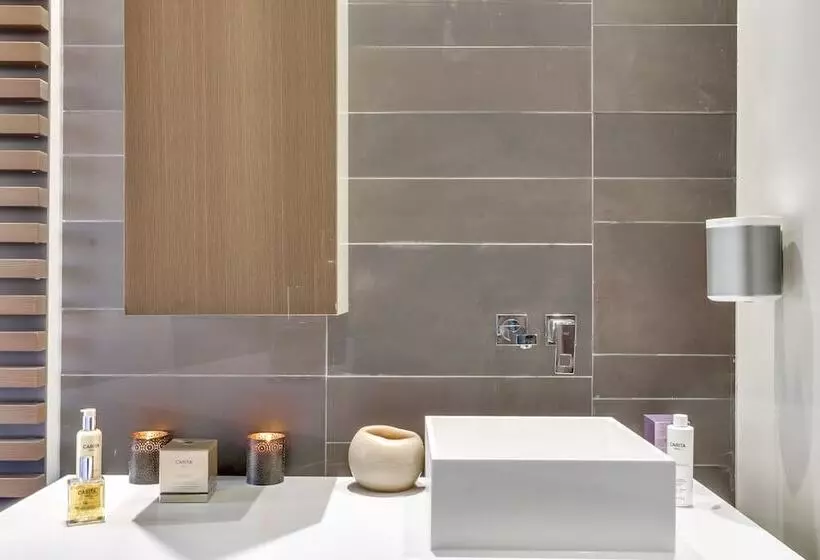 Отель Kube Saint Tropez