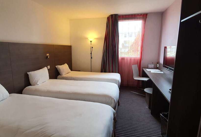 Отель Kyriad Aix Les Milles Plan De Campagne