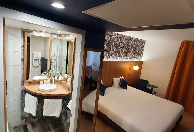 ホテル Kyriad Aix Les Milles Plan De Campagne