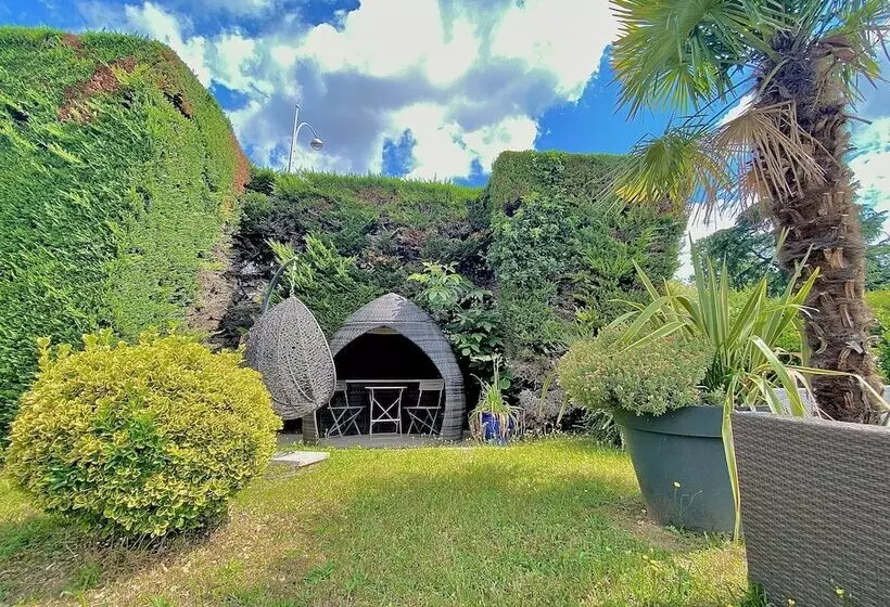 호텔 Kyriad Lyon Est   Genas Eurexpo