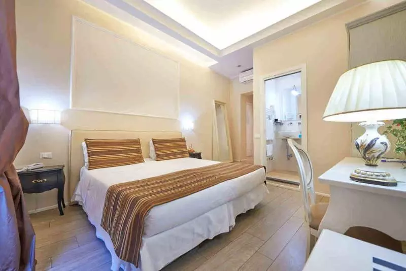 هتل B&b La Residenza Dell Orafo