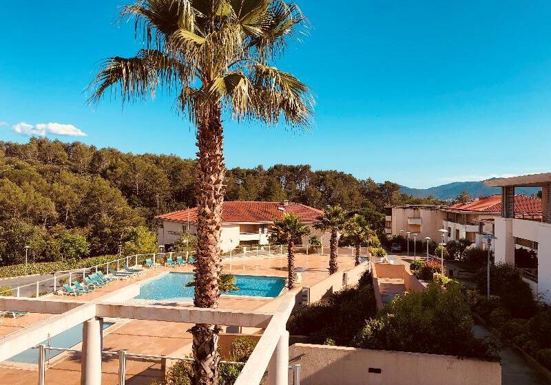 Отель Les Parasols D Argens