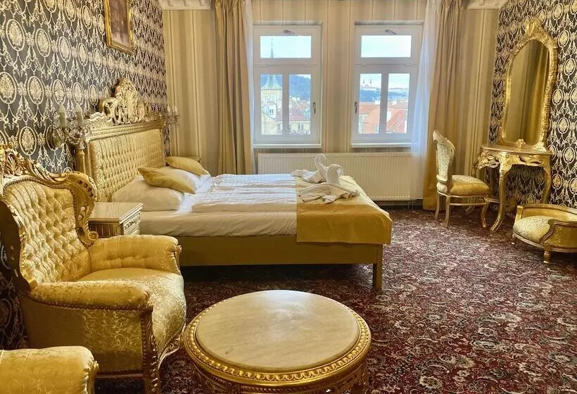 هتل Liliova Prague Old Town