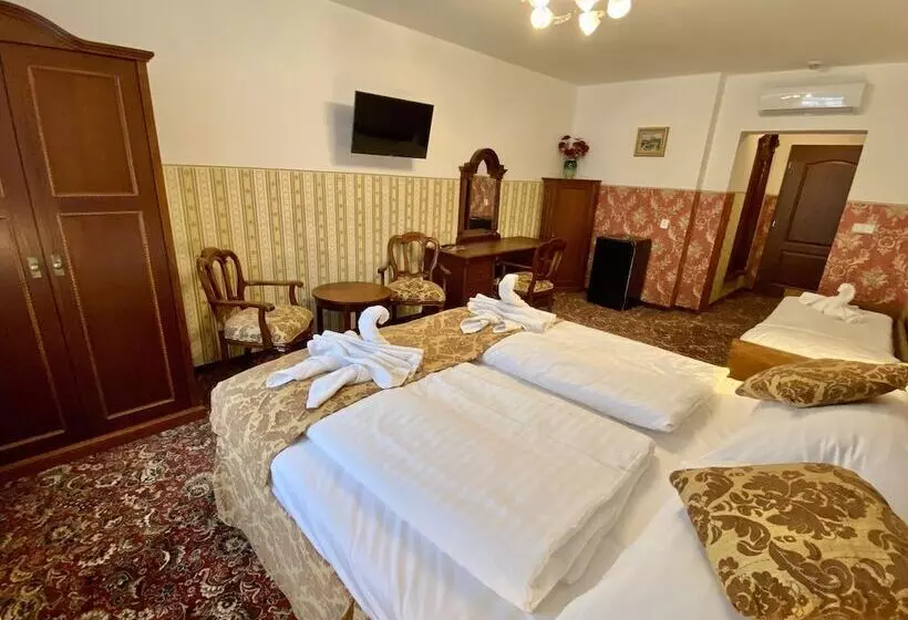 هتل Liliova Prague Old Town