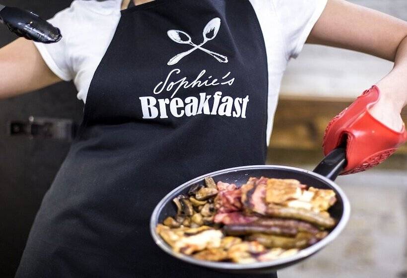 هتل Miss Sophie S New Town & Wellness