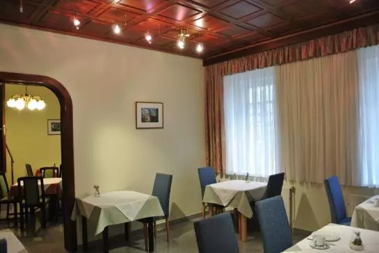 酒店 Pension Schönbrunn