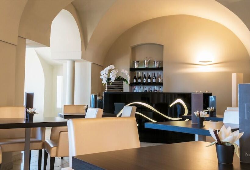 فندق Perla Rossa