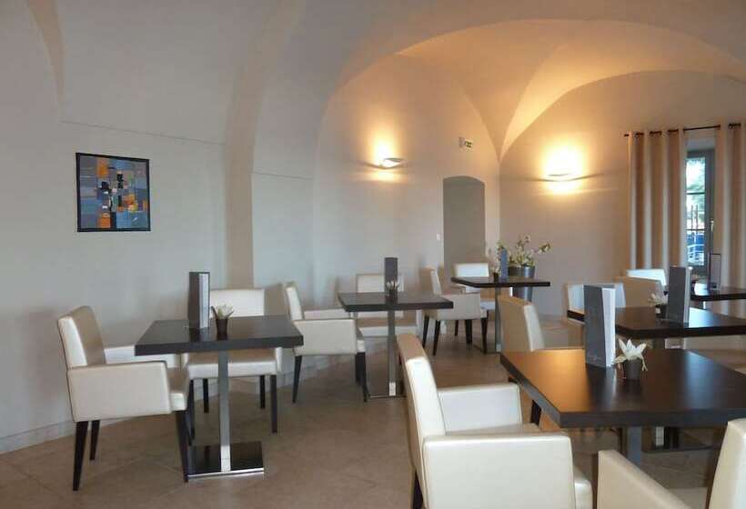 فندق Perla Rossa