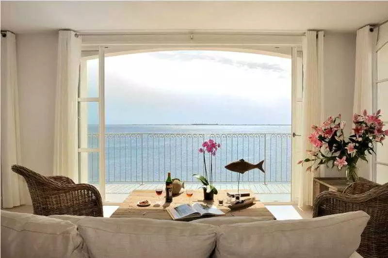 Hotel Port Rive Gauche