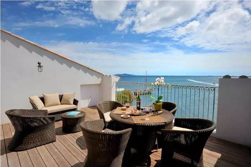 Hotel Port Rive Gauche