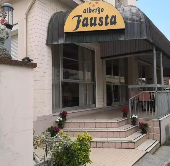 בית מלון כפרי Residence Fausta