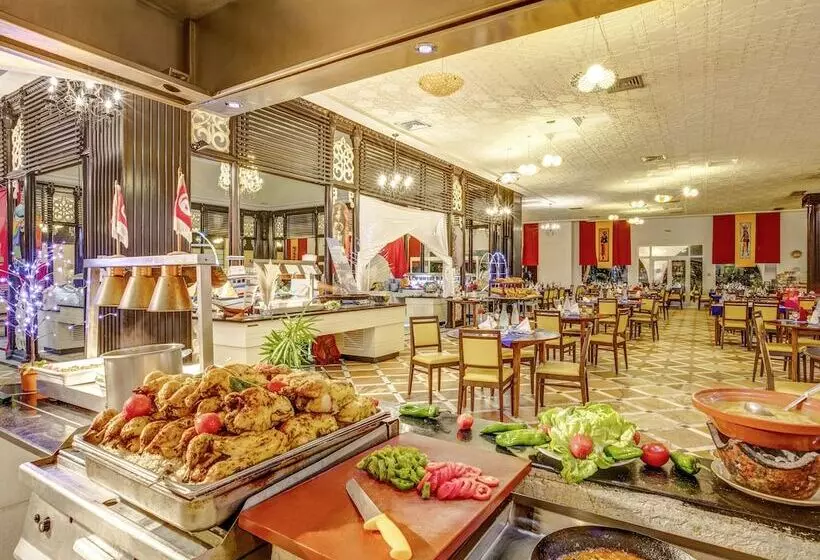 هتل Magic Life Africana