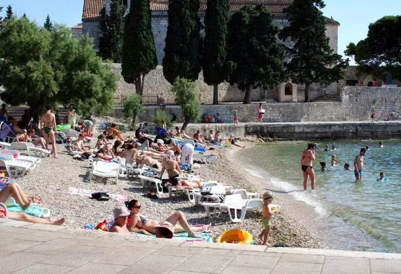 Hotelli Double Room Hvar 15706d