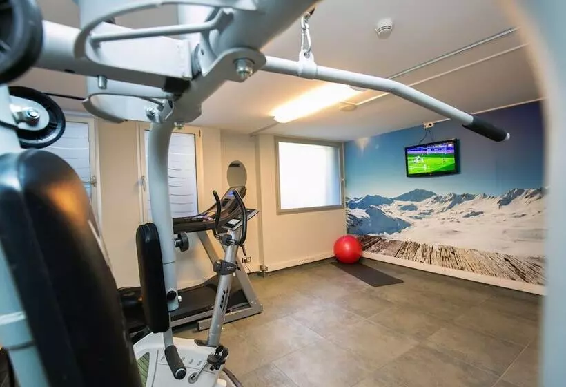 호텔 YOMO Mola Park