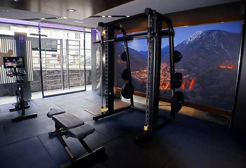 호텔 YOMO Mola Park