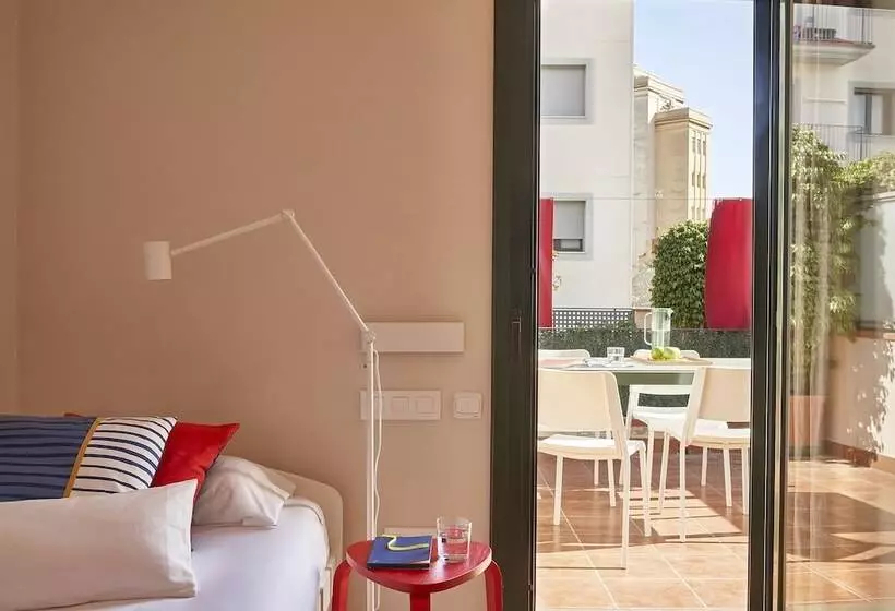 Lugaris Rambla Apartments