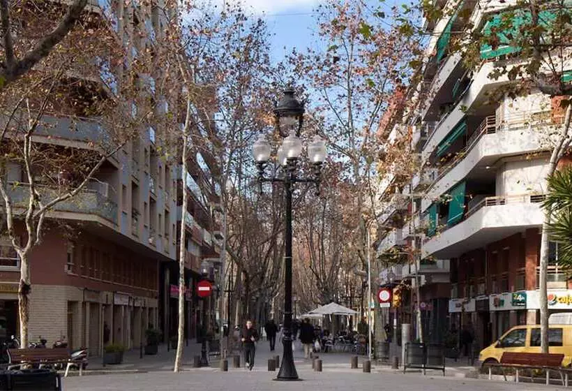 Lugaris Rambla Apartments