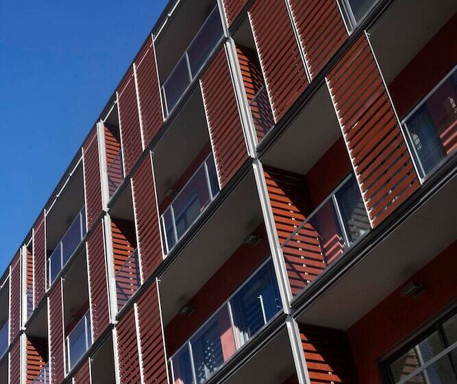 Lugaris Rambla Apartments