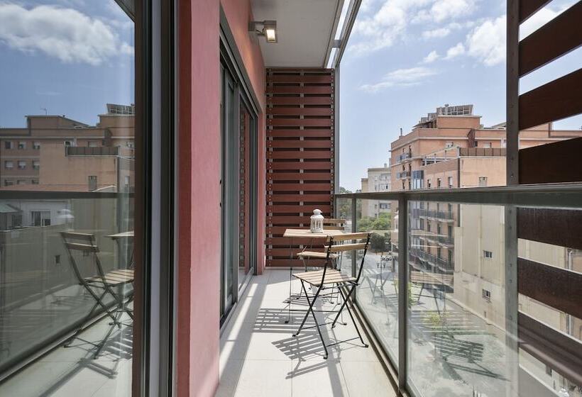 Lugaris Rambla Apartments