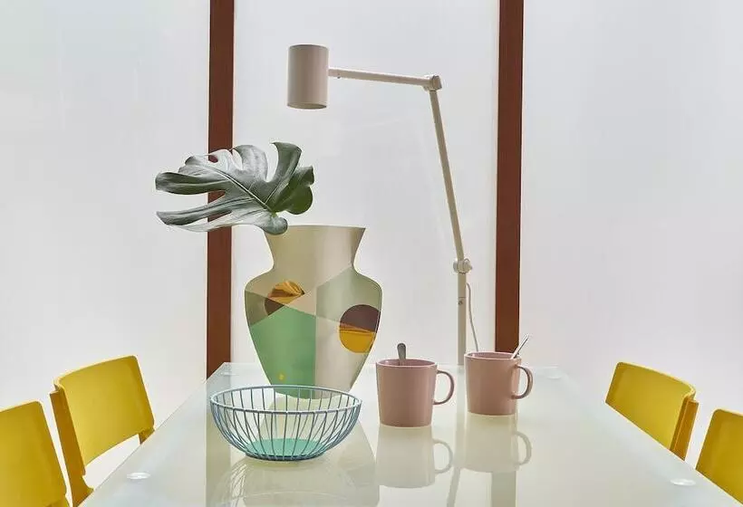 Lugaris Rambla Apartments