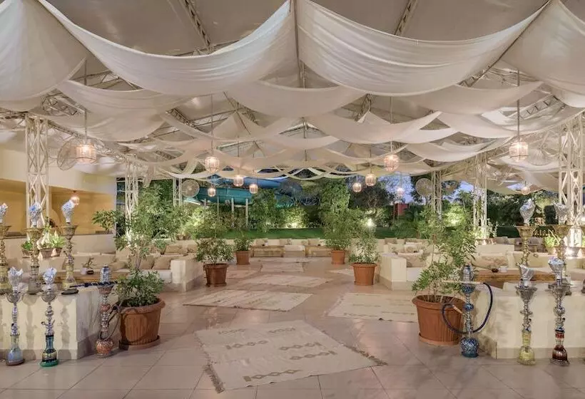 استراحتگاه Sindbad Club