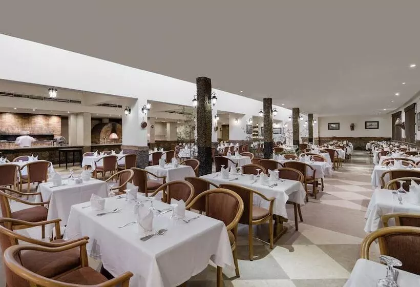 استراحتگاه Sindbad Club